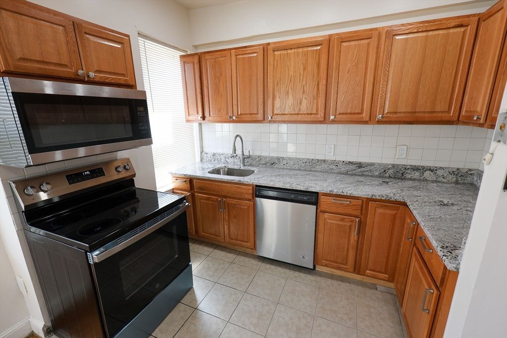 1 Kenilworth Street 2, Boston, MA 02119