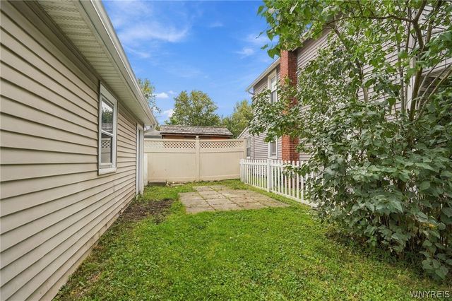62 Beattie Avenue, Lockport City, NY 14094