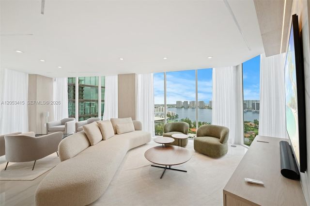 18671 Collins Ave 2103, Sunny Isles Beach, FL 33160