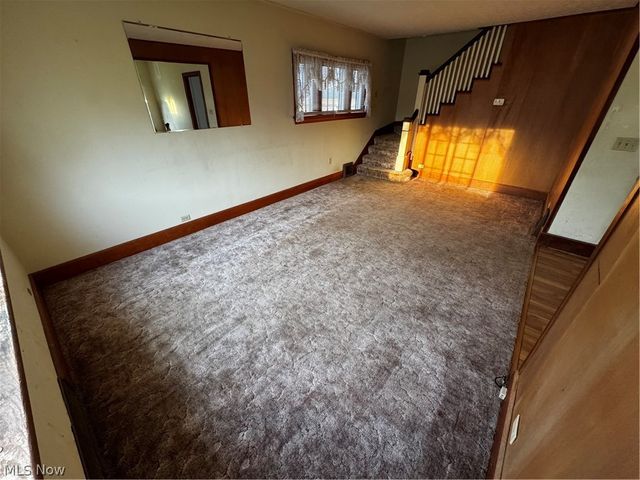 984 Sandusky Street, Conneaut, OH 44030
