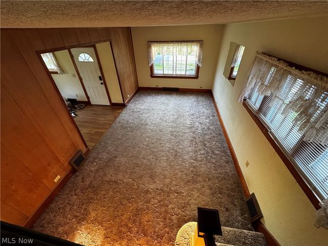 984 Sandusky Street, Conneaut, OH 44030
