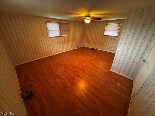 984 Sandusky Street, Conneaut, OH 44030