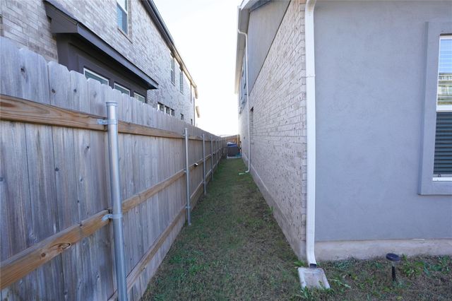 8014 Purple Aster PASS, Lago Vista, TX 78645