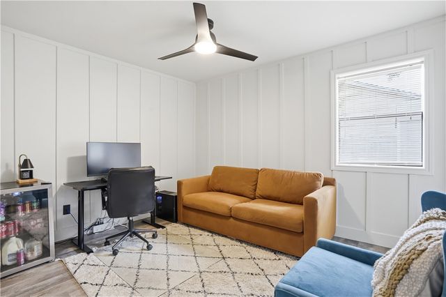 3710 Valley Oaks Drive, Bryan, TX 77802