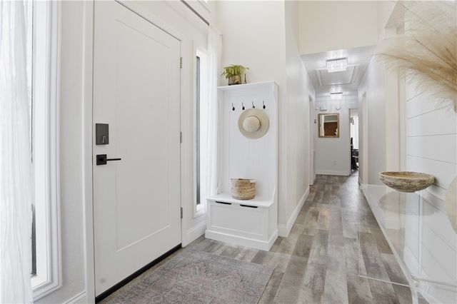 3710 Valley Oaks Drive, Bryan, TX 77802