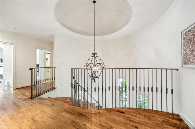 4904 Laurel Street, Bellaire, TX 77401