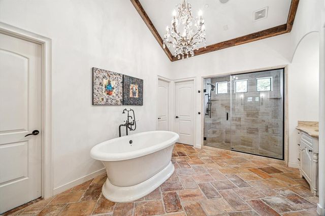 4904 Laurel Street, Bellaire, TX 77401
