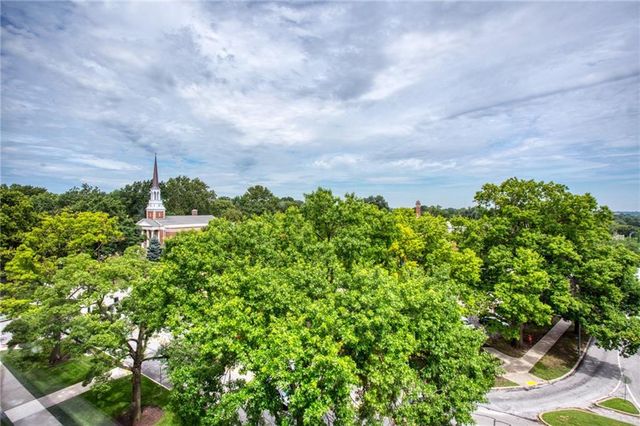 333 W Meyer Boulevard 712, Kansas City, MO 64113