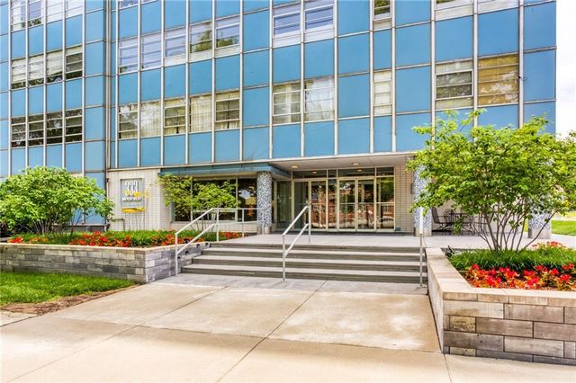 333 W Meyer Boulevard 712, Kansas City, MO 64113