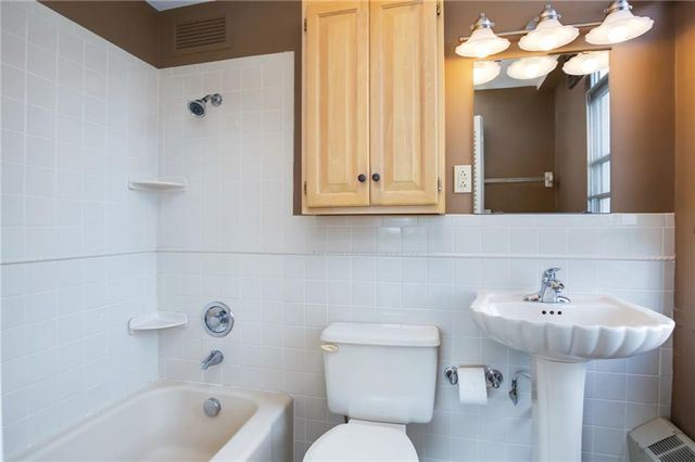 333 W Meyer Boulevard 712, Kansas City, MO 64113