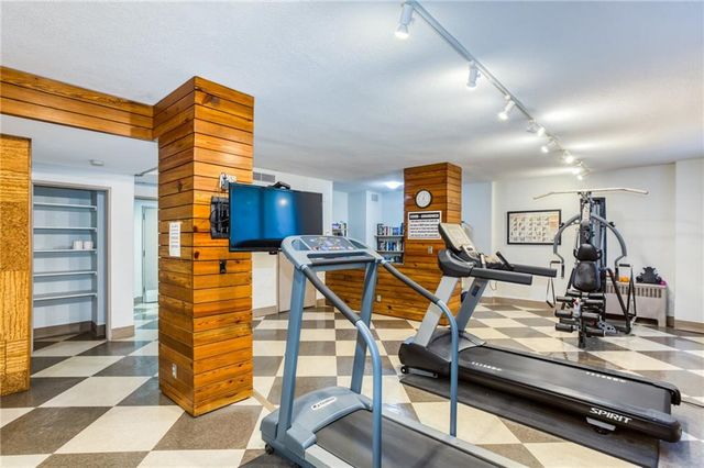 333 W Meyer Boulevard 712, Kansas City, MO 64113