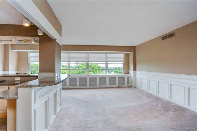333 W Meyer Boulevard 712, Kansas City, MO 64113