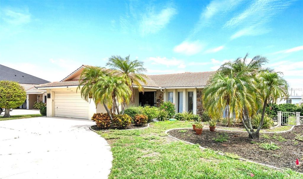 3517 SEAWAY DRIVE, New Port Richey, FL 34652