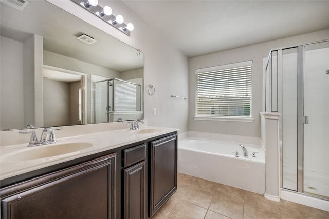 930 Fox Grove Lane, Providence Village, TX 76227