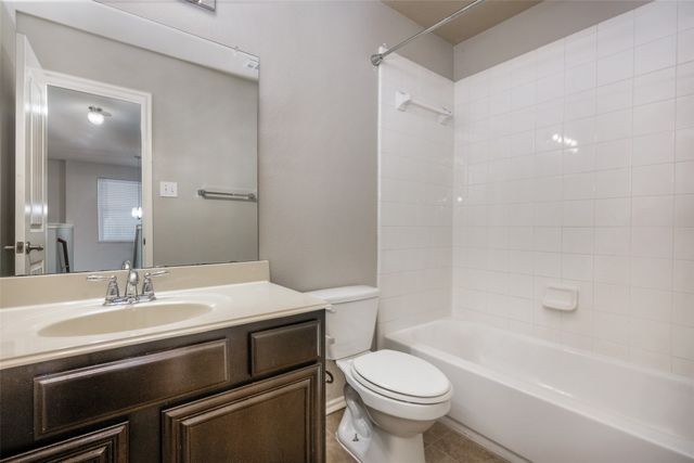 930 Fox Grove Lane, Providence Village, TX 76227