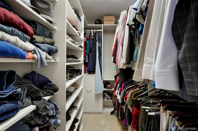 6090 S Yampa Street, Aurora, CO 80016