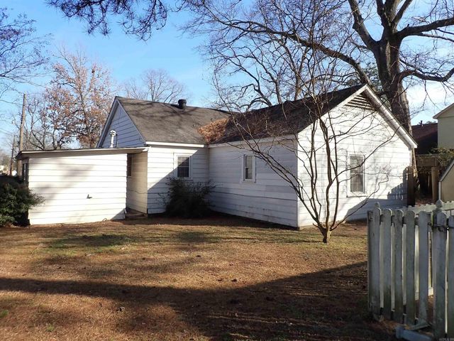 521 N 15th Street, Arkadelphia, AR 71923