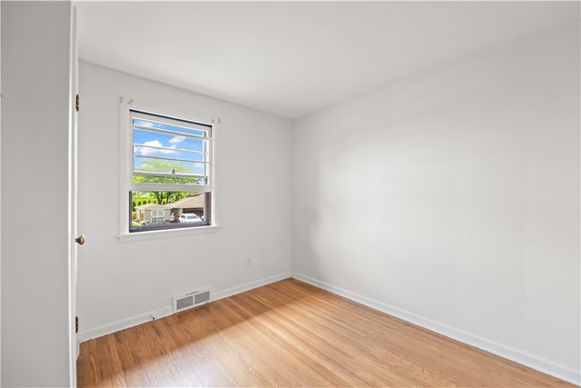 1934 Edgemere Drive, Greece, NY 14612