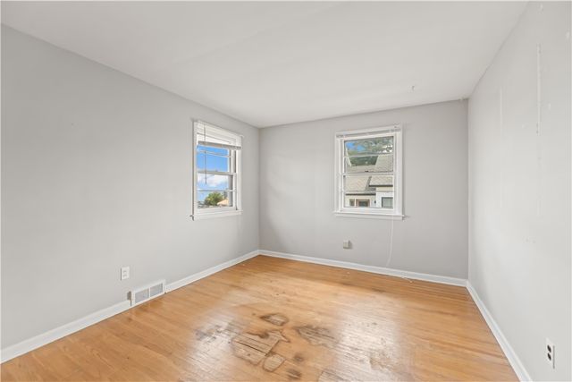 1934 Edgemere Drive, Greece, NY 14612