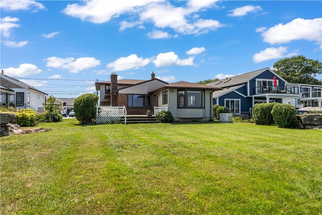 1934 Edgemere Drive, Greece, NY 14612