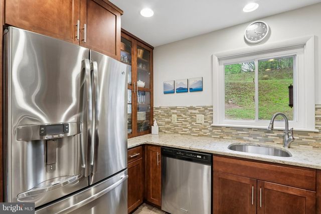 1116 ROCK CREEK DR, Wyncote, PA 19095