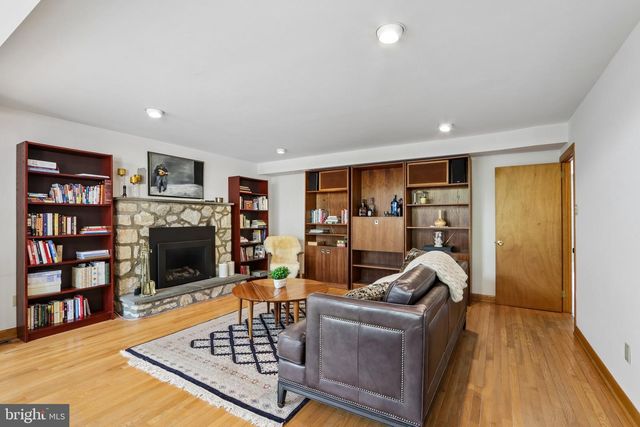 1116 ROCK CREEK DR, Wyncote, PA 19095