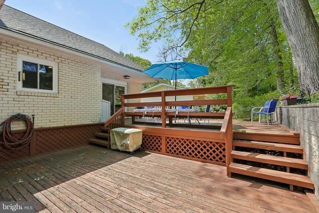 1116 ROCK CREEK DR, Wyncote, PA 19095