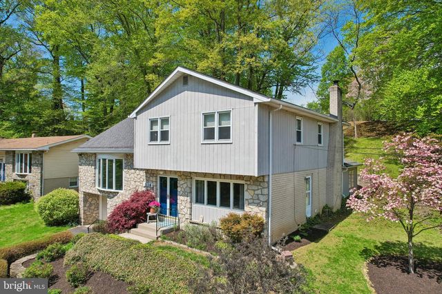 1116 ROCK CREEK DR, Wyncote, PA 19095