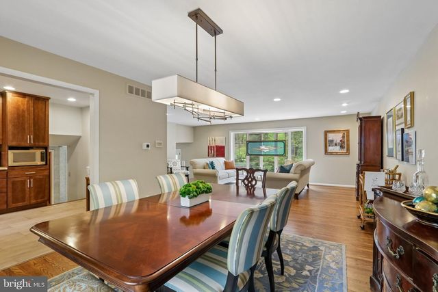 1116 ROCK CREEK DR, Wyncote, PA 19095