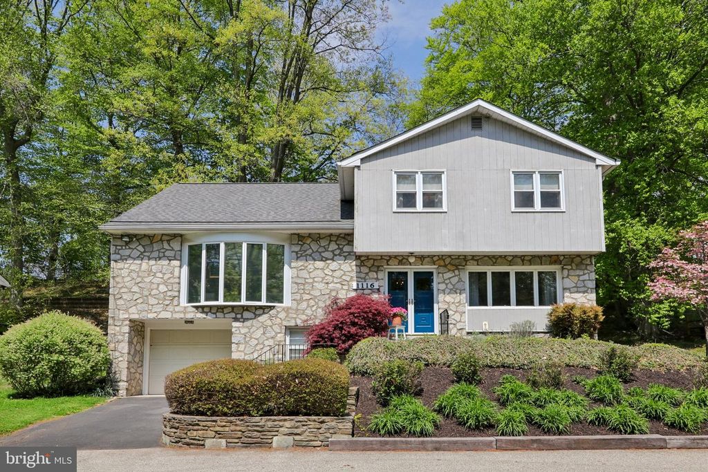 1116 ROCK CREEK DR, Wyncote, PA 19095