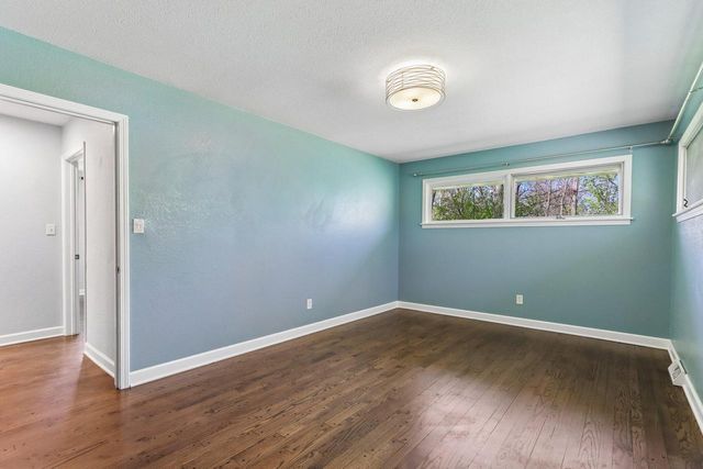 12024 Woodcrest CIRCLE, Franklin, WI 53132