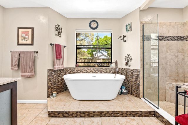 3724 NW 128TH TERRACE, Gainesville, FL 32606