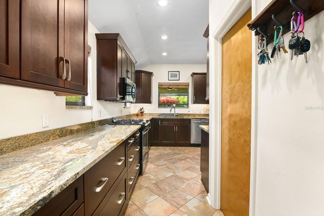 3724 NW 128TH TERRACE, Gainesville, FL 32606