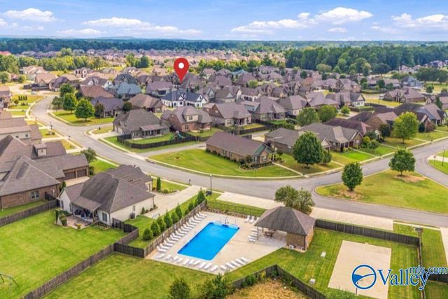 17400 Lochaber Drive, Athens, AL 35613