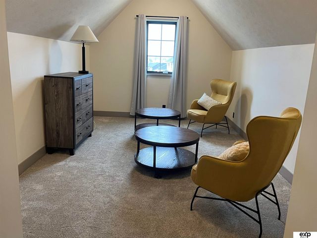 20505 Ogden Street, Elkhorn, NE 68022