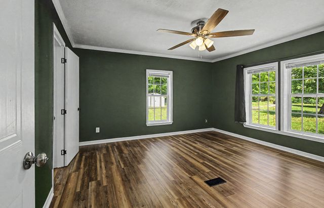 4630 York Landing Rd, Woodlawn, TN 37191