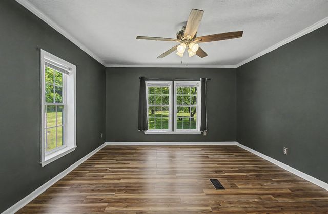4630 York Landing Rd, Woodlawn, TN 37191