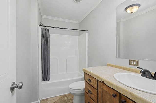 4630 York Landing Rd, Woodlawn, TN 37191