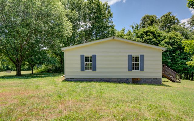 4630 York Landing Rd, Woodlawn, TN 37191