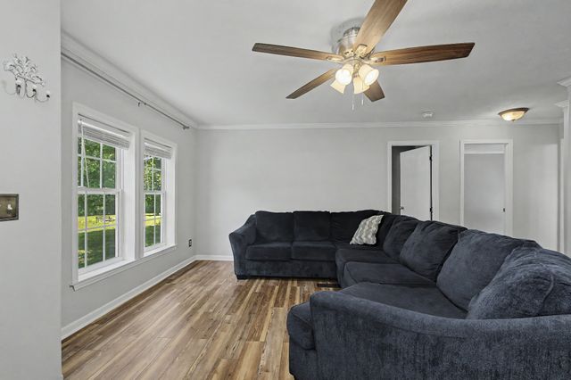 4630 York Landing Rd, Woodlawn, TN 37191