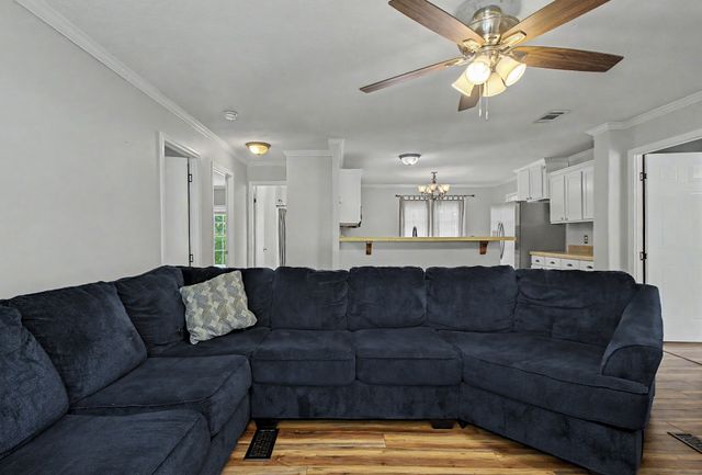 4630 York Landing Rd, Woodlawn, TN 37191