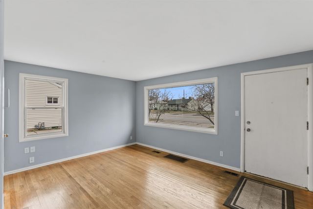 5703 N Alberta St, Spokane, WA 99205