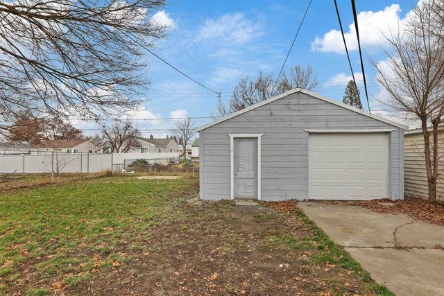 5703 N Alberta St, Spokane, WA 99205