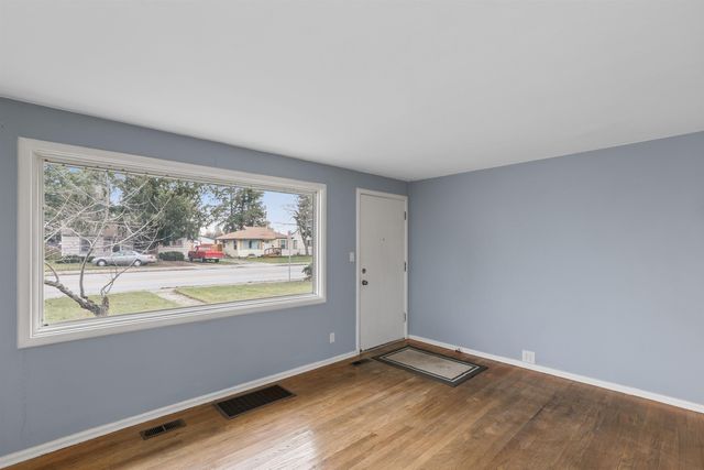 5703 N Alberta St, Spokane, WA 99205