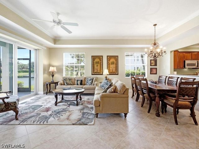 7877 Hawthorne DR 102, Naples, FL 34113