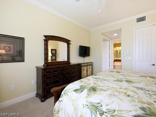 7877 Hawthorne DR 102, Naples, FL 34113