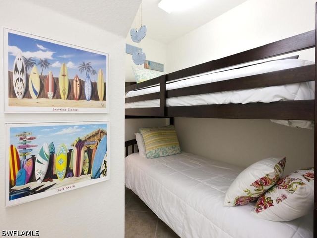 7877 Hawthorne DR 102, Naples, FL 34113