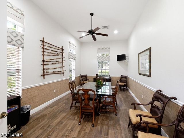 7877 Hawthorne DR 102, Naples, FL 34113