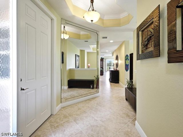 7877 Hawthorne DR 102, Naples, FL 34113