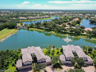 7877 Hawthorne DR 102, Naples, FL 34113